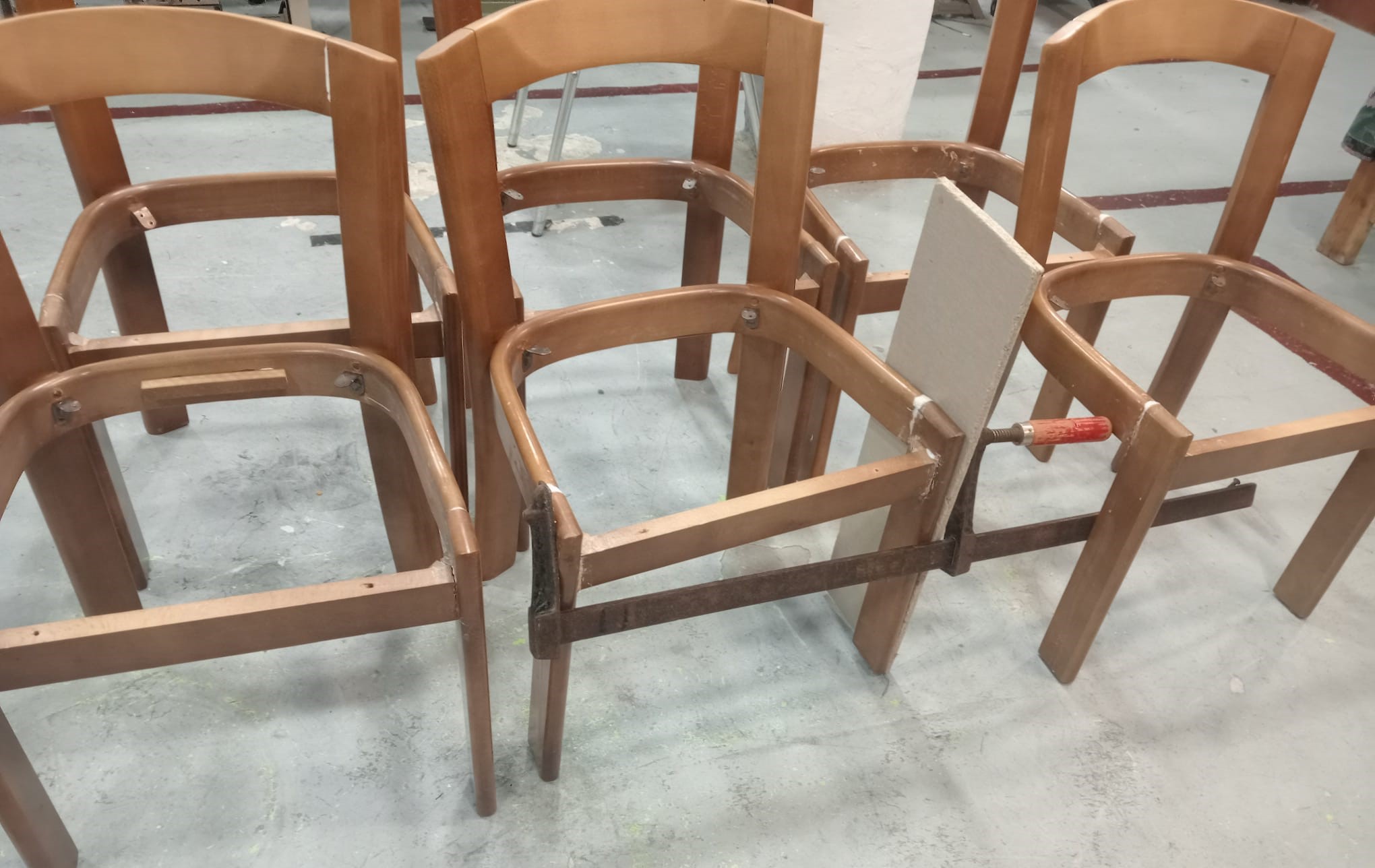 tapicería artesanal en Zaragoza - sillón vintage antes de restaurar
